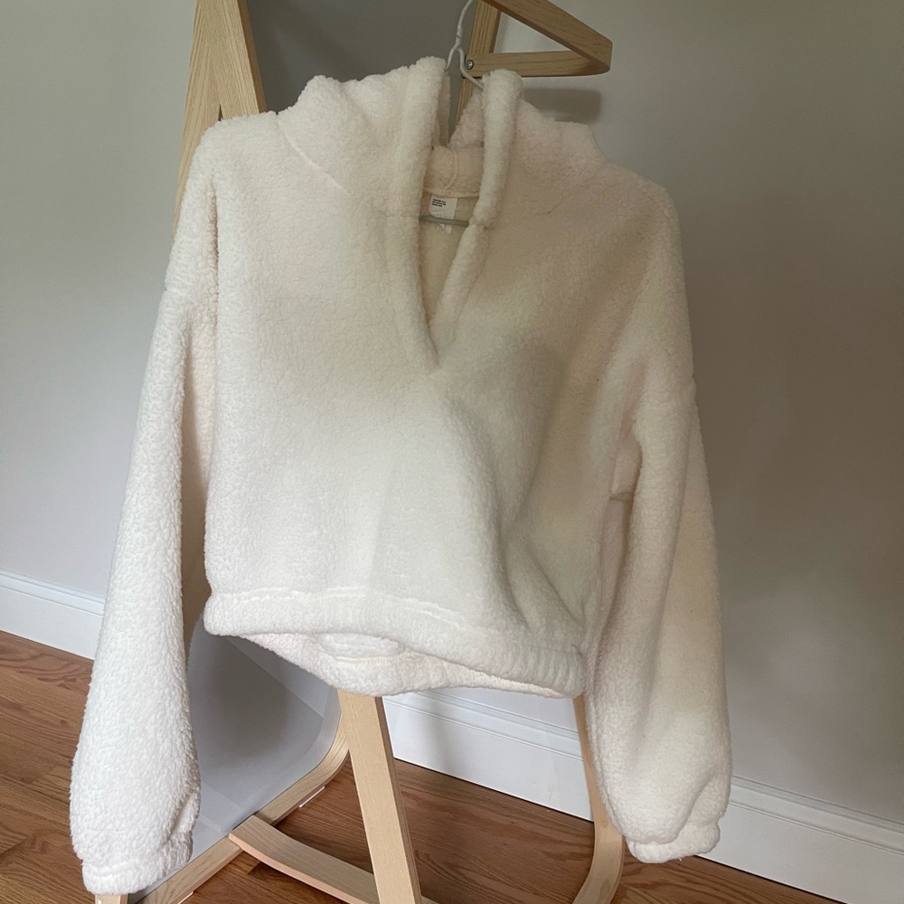 Cute fluffy cropped jacket